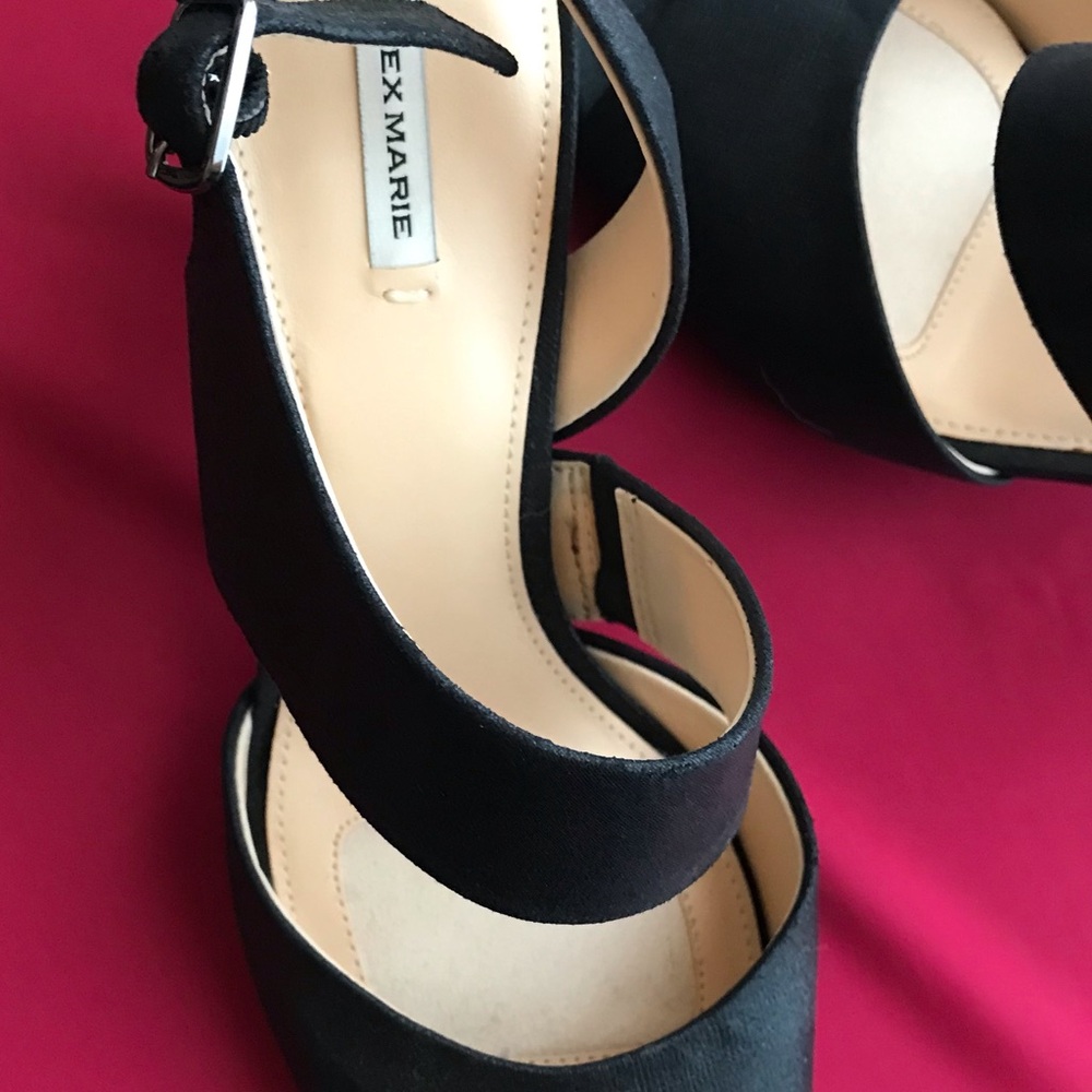 Alex Marie Black Slingback Sandals with Textured Fabric and Very Comfortable. - Picture 12 of 12